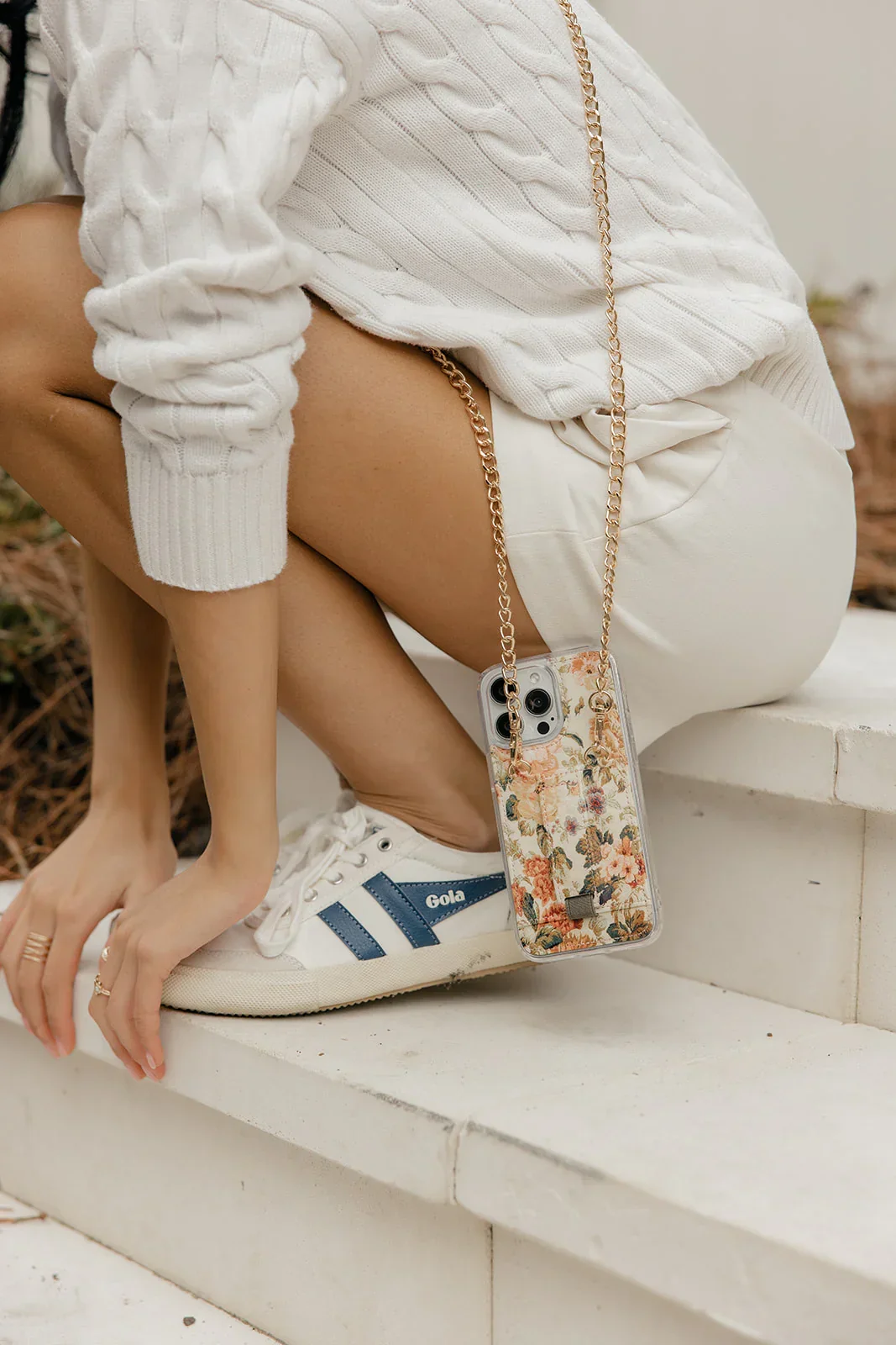 Foyer Floral Purse Case - Image 6